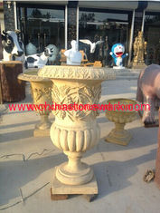 China resin garden decoration planter flowerpot supplier