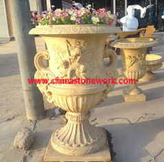 China fiberglass resin garden flowerpot planter supplier